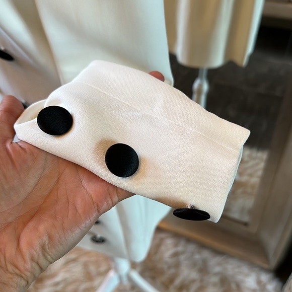 MOD BUTTON DRESS by DAVID KORMA - Picture 8 of 9